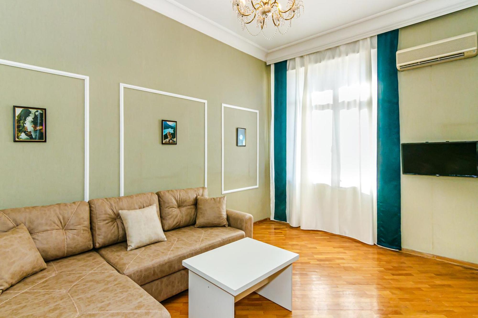 Windy City Apartment Baku Luaran gambar