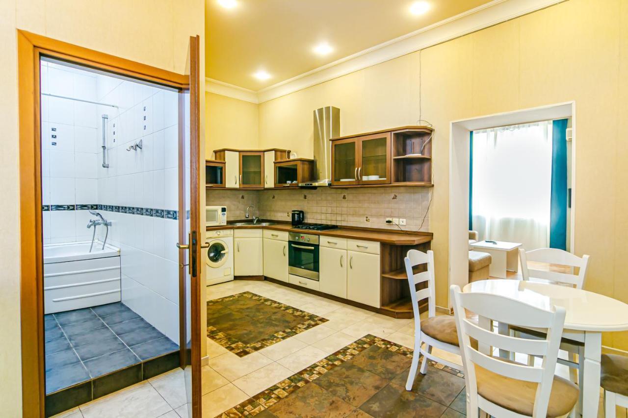 Windy City Apartment Baku Luaran gambar